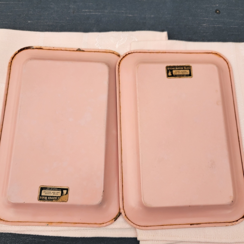 Vintage Pink Trinket ~ Tip Trays & Linen Napkins ~ Mid-Century Era ~ Shabby Chic - Picture 5 of 16